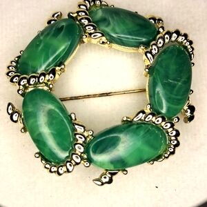 Vintage Kramer brooch